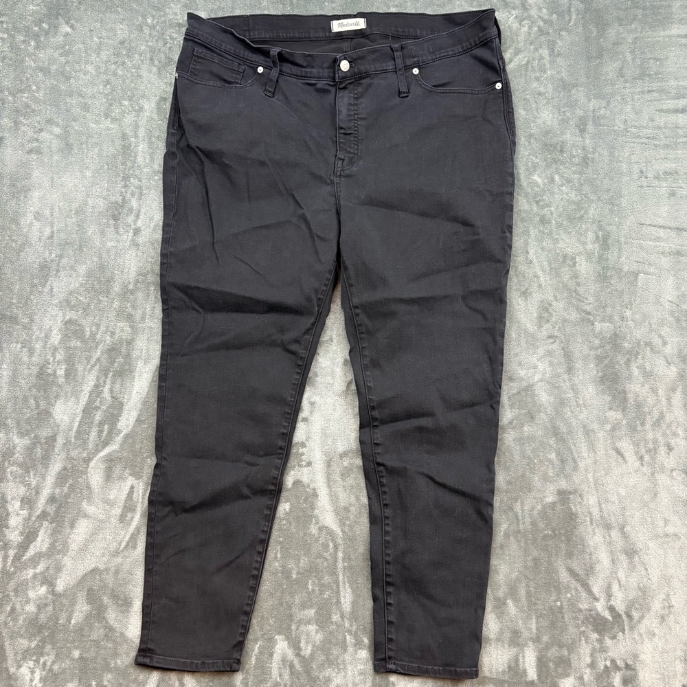 Madewell size 35 black Jeans